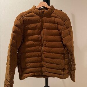 Lululemon Navigation Down Jacket. Size: Large. Brown